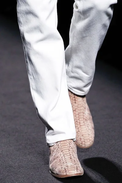 Look 33